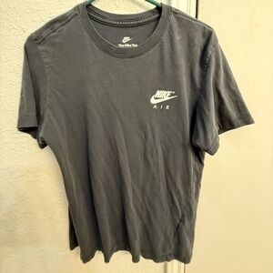 Nike Gray Short Sleeve Tee Classic Design